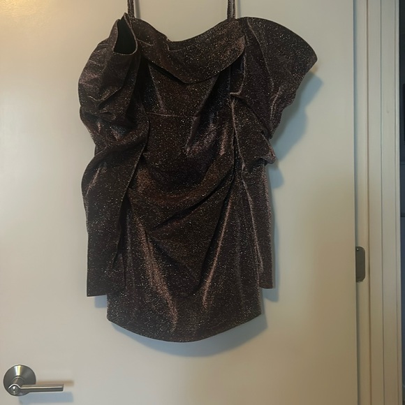 Miss Circle Rose Gold Metallic Puff Sleeve Dress NWT Small - Picture 4 of 4